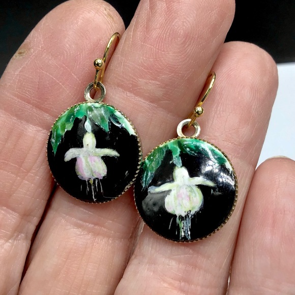 🌺Vintage Gold Porcelain Earrings & Brooch - Picture 3 of 13